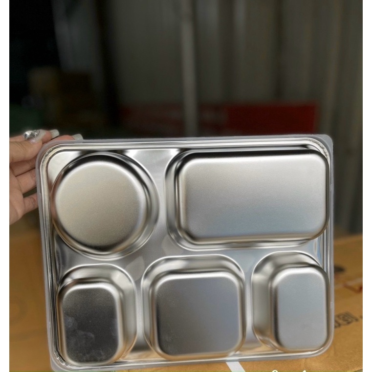Khay cơm phần 5 ngăn inox sâu có nắp tiện lợi