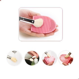 Dụng cụ vệ sinh cọ trang điểm silicone PH