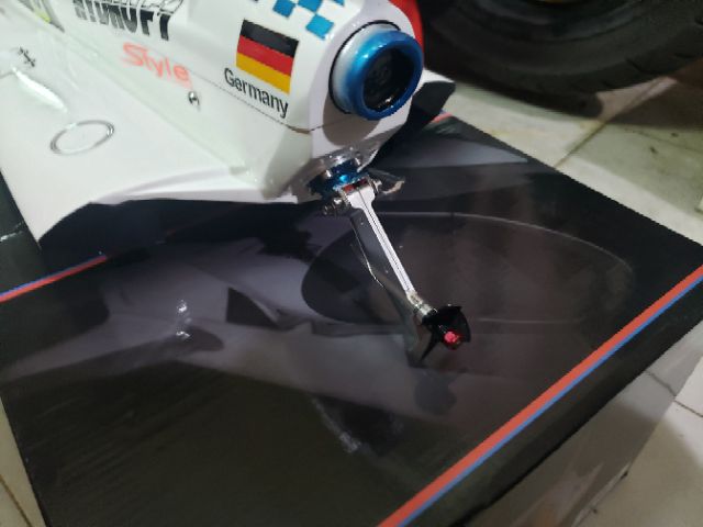 Tàu chạy  pin siêu tốc độ 100km/h