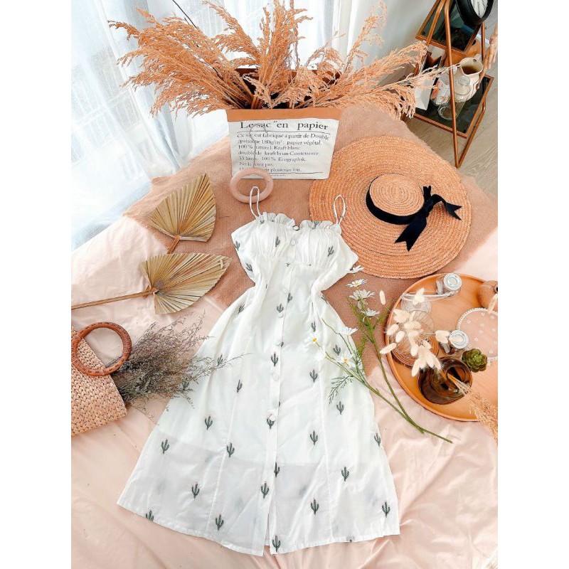 ❤Đầm dây thêu xương rồng