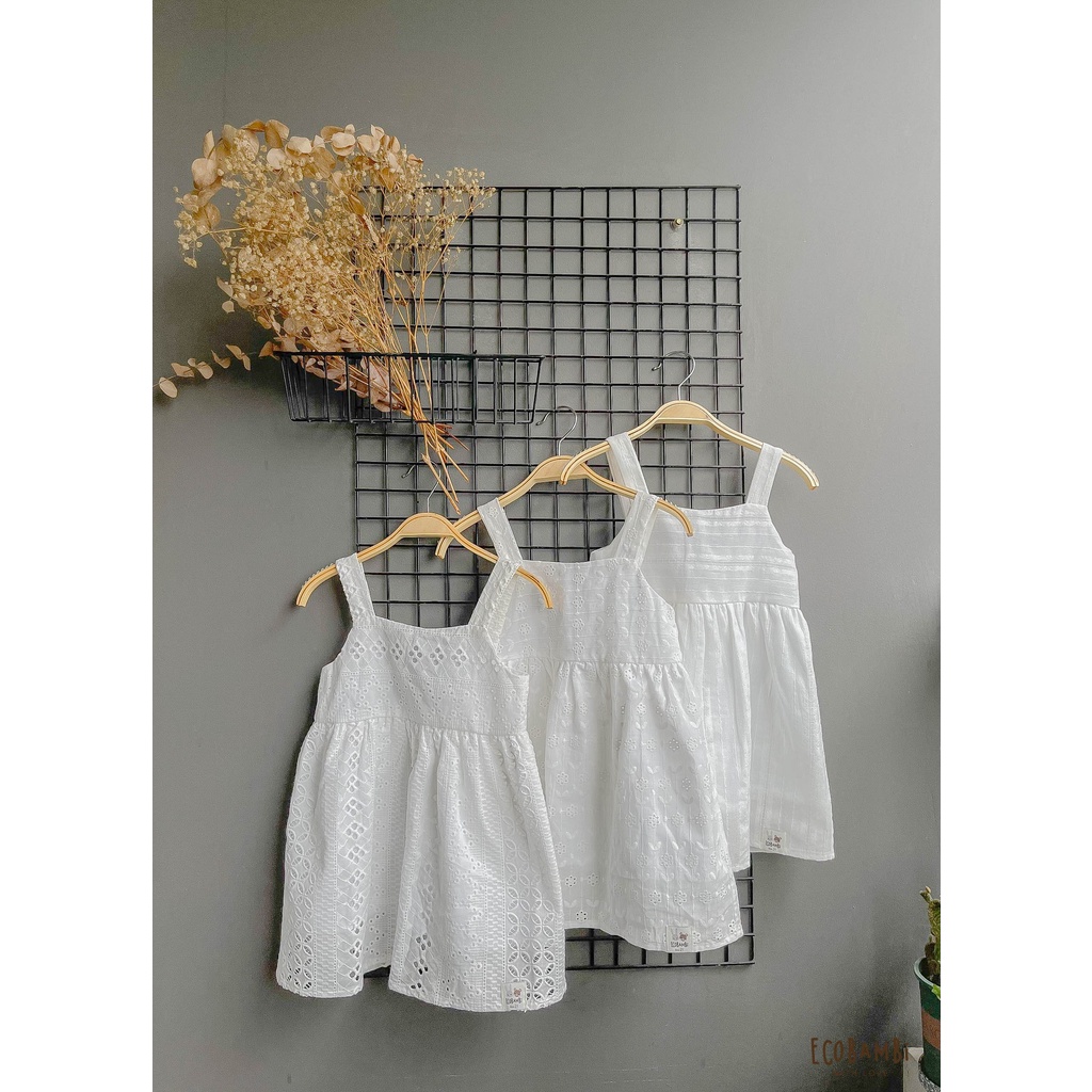 Đầm babydoll hai dây, màu trắng cotton thêu hoạ tiết dành cho bé gái - Ecobambi
