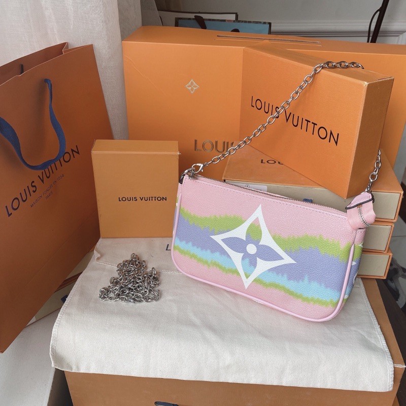 🧤LV Escale Mini Pochette - sẵn full box, bill