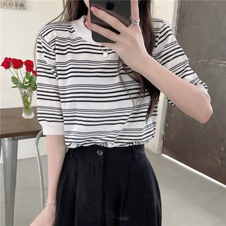 Pull trắng sọc đen tay cộc vải dệt