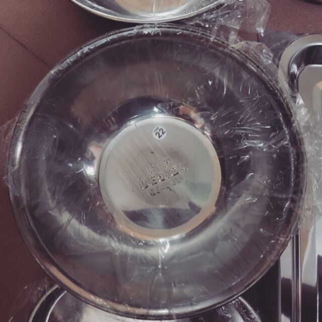 Bát inox dùng trong spa