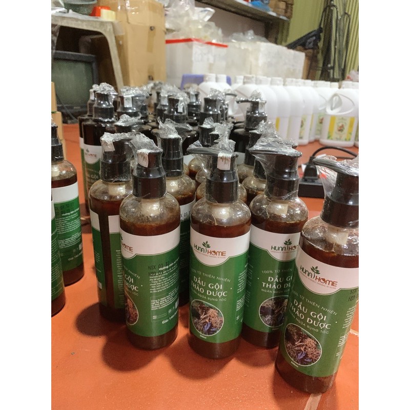 Dầu gội đóng chai thảo dược Huna | BigBuy360 - bigbuy360.vn