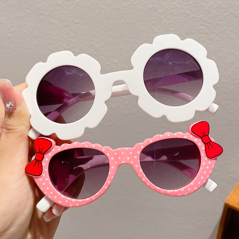 Kính Mát Chống Nắng Họa Tiết Hoạt Hình Dễ Thương Cho Bé
