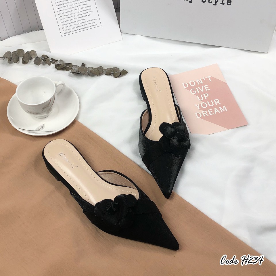 Sục mũi nhọn đính hoa Today Style chất vải mềm H234
