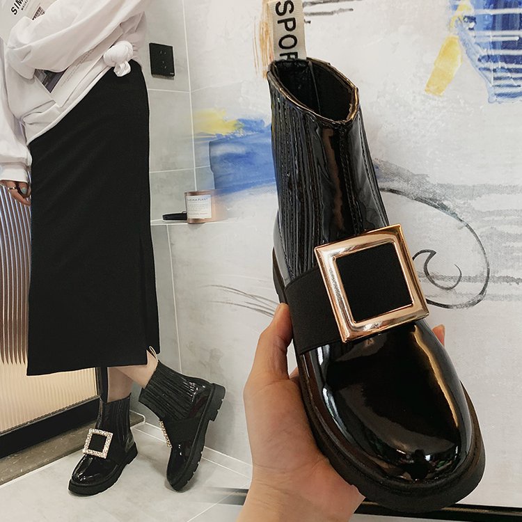 Ủng boot nữ 3 cm mũi tròng gót vuông họa tiết kim loại hình vuông đính đá chắc ngang bắp chân đế chống trơn trượt &2021