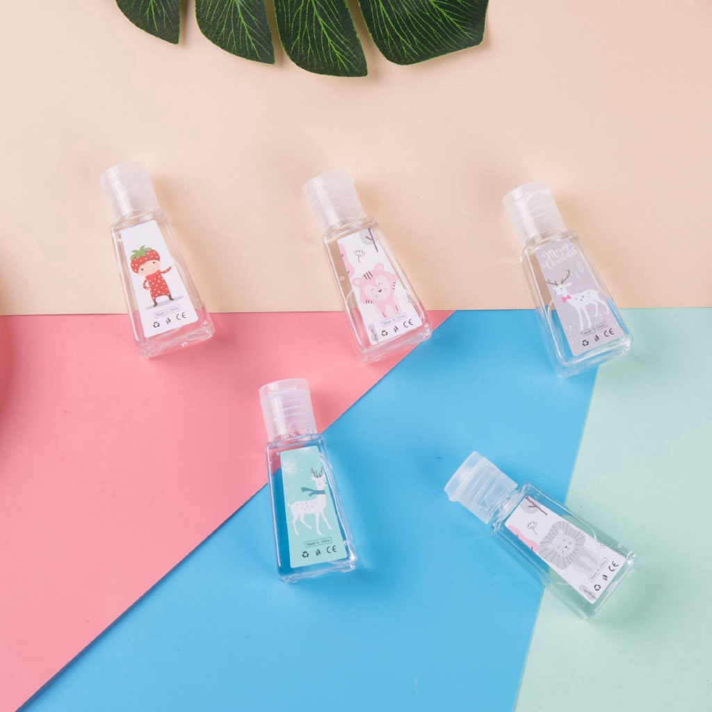 Chai nước rửa tay bằng silicon kháng khuẩn có dây treo hình hoạt hình BTS