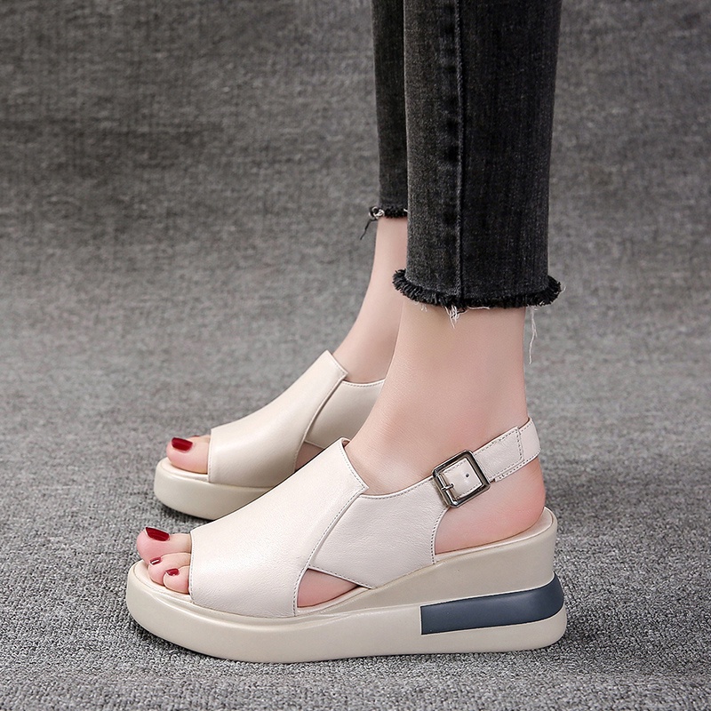 Giày sandal đế xuồng hở ngón bằng da mềm tăng chiều cao kiểu mùa hè 2022 cho nữ