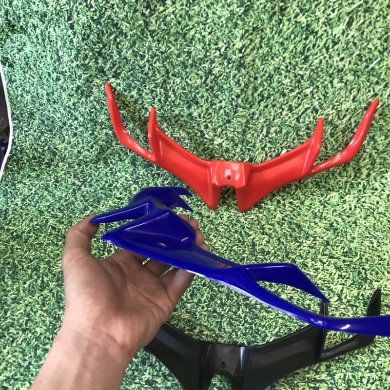 CÁNH GIÓ- hóc gió R15V3 có thể gắn cho nhiều loại xe