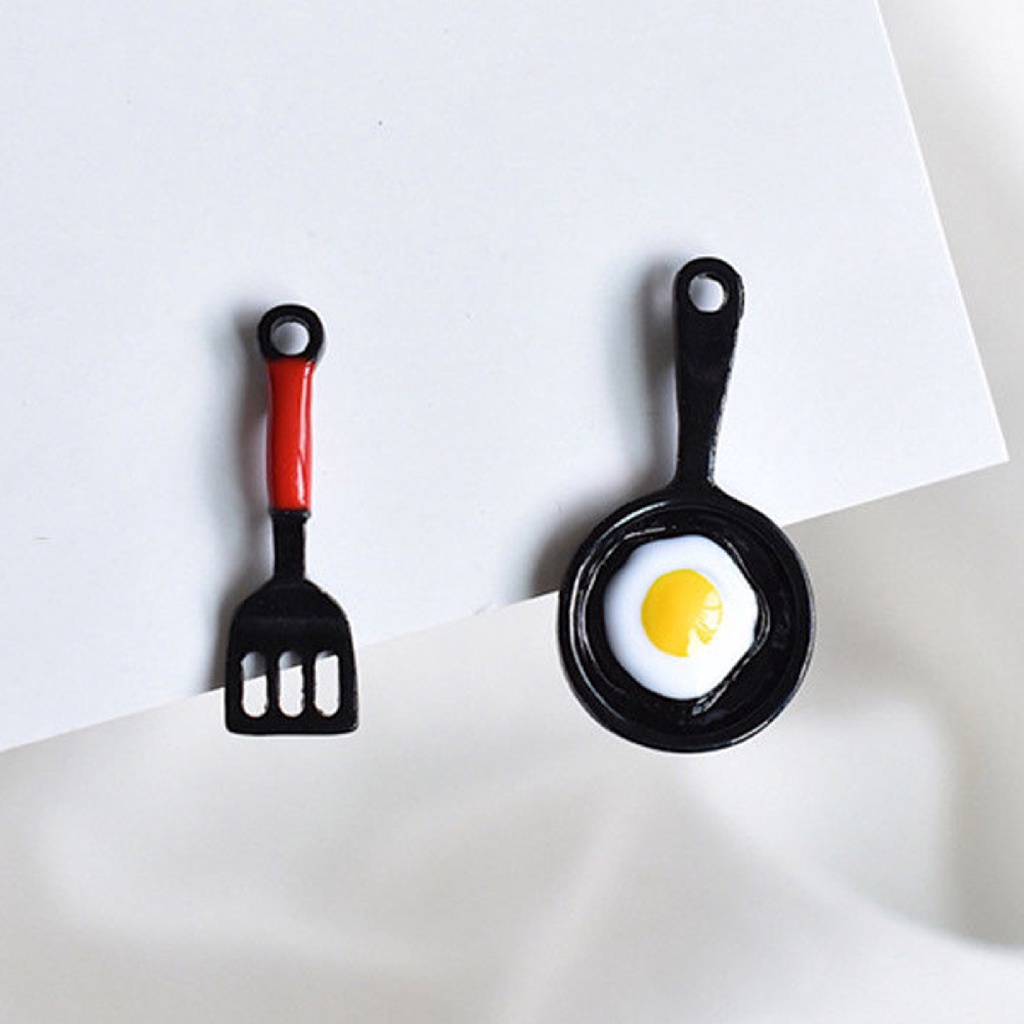 Bông Tai Hình Chảo Chiên Trứng Vui Nhộn Dành Cho Nữ