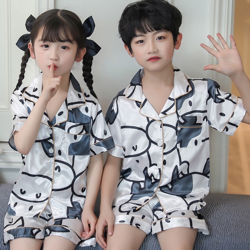 Bộ Đồ Ngủ Pijama Vải Lụa In Hình Bò Sữa Đáng Yêu Cho Bé