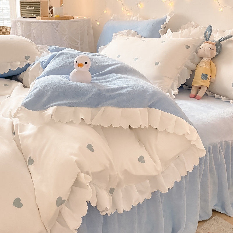 Bộ chăn ga và vỏ gối chất liệu nhung phối ren ấm áp phong cách Hàn Quốc
