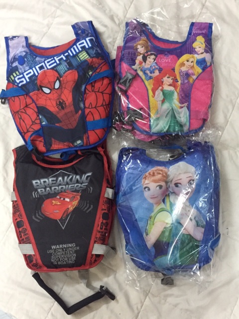 Áo phao hoạt hình cho bé