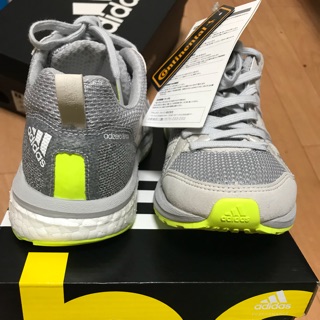 Giầy adidas nữ