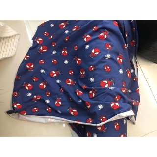 Ct 4 chiều ng nhện ( 200k/kg ) thắm trần