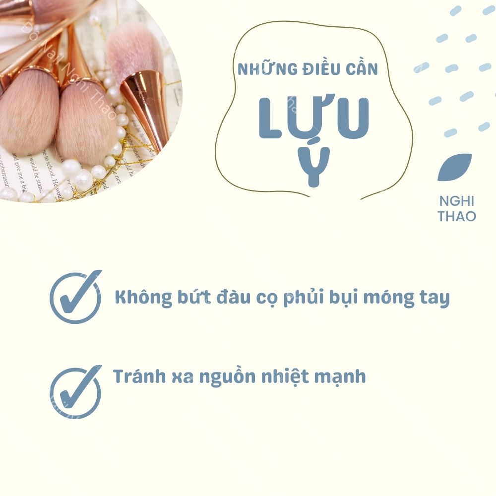 Chổi phủi bụi nail cán dài