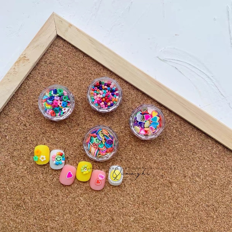 HOLIDAYNAIL Set 4 hủ phụ kiện trang trí móng style Hàn