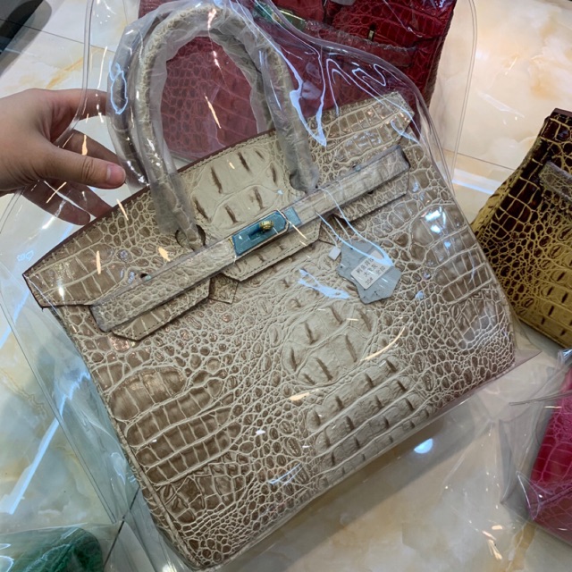 Tuí HN hếm DA CÁ SẤU