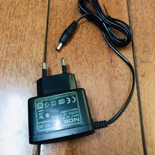 Sạc Nokia chuôi lớn