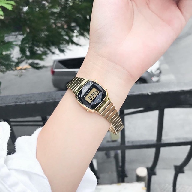 Đồng hồ nữ Casio La670 Gold diamond