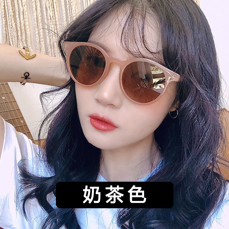 Kính mát phong cách retro thời trang cho nữ