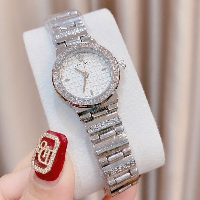Đồng hồ thời trang nữ đeo tay VERSACE dây thép không gỉ mạ vàng mặt đính đá cao cấp chống nước chống xước | BigBuy360 - bigbuy360.vn