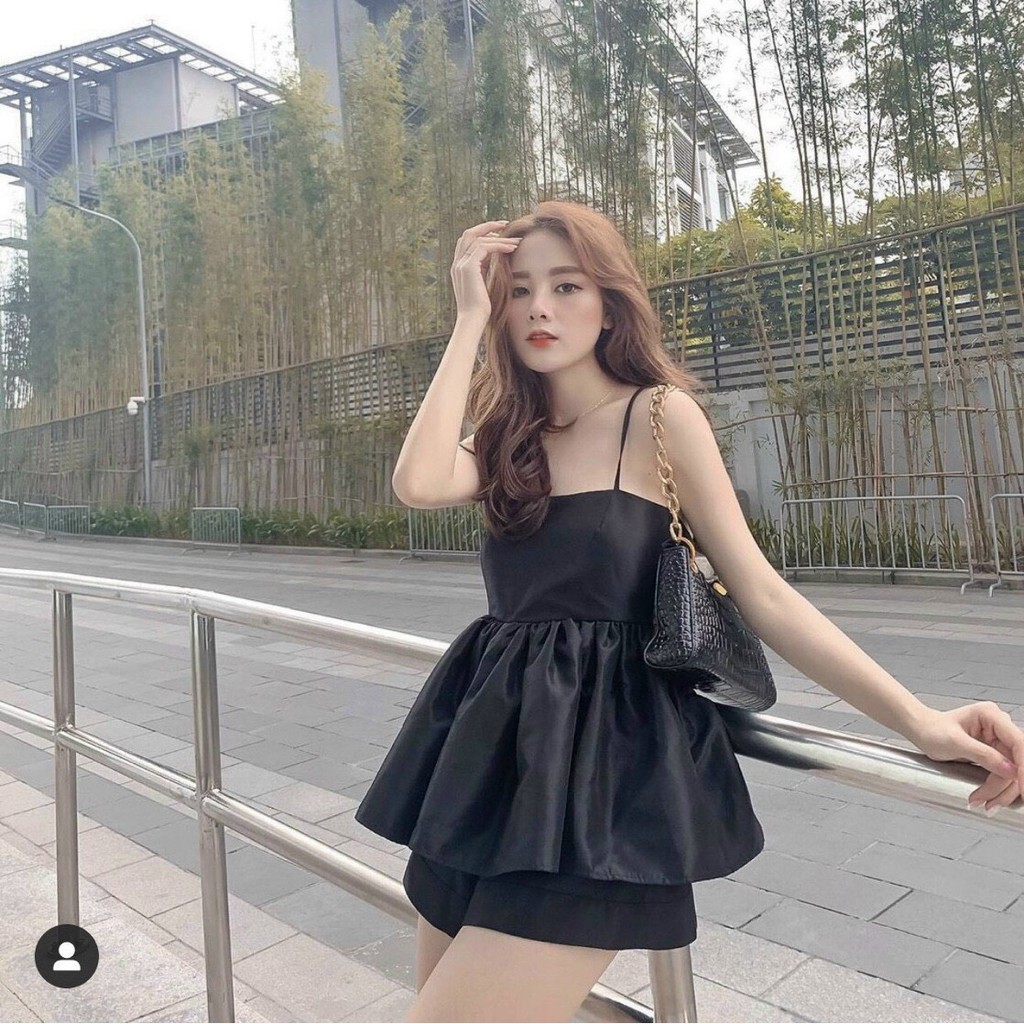 SET ÁO PEPLUM ĐEN ĐAN LƯNG + SHORT