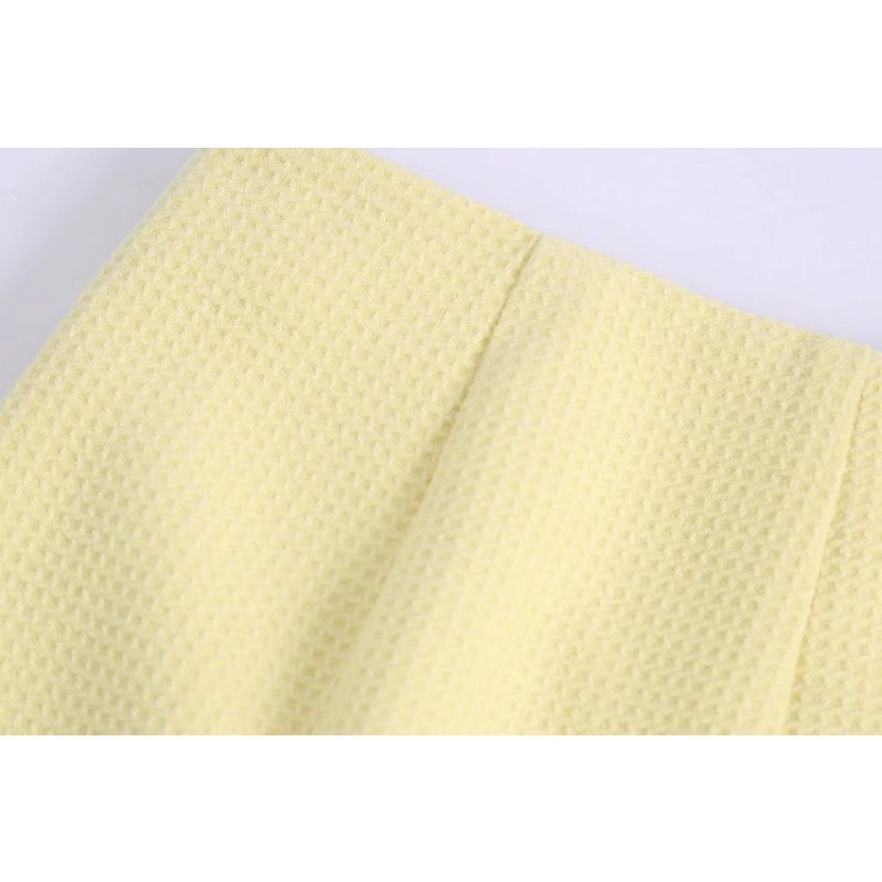 SET ÁO CROPTOP KÈM QUẦN VÁY MÀU VÀNG NHẠT ZR XUẤT XỊN