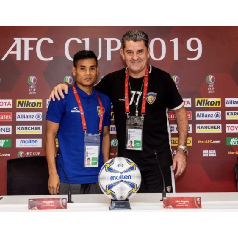 Quả bóng Molten Số 5 V4000