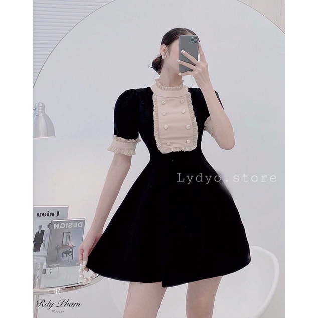 Váy cổ bèo