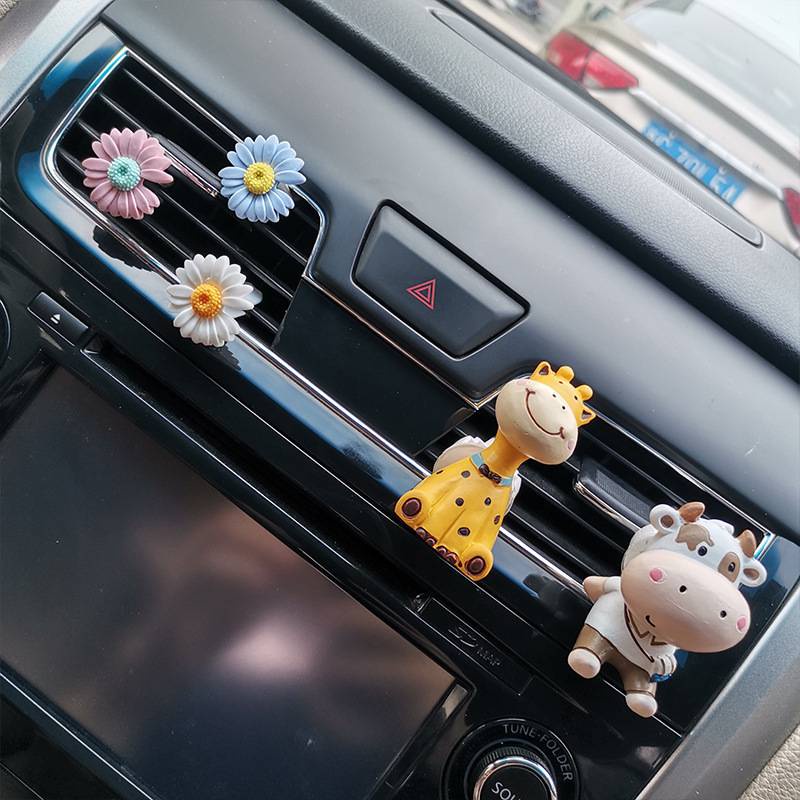 Sáp thơm cài cửa gió ô tô hình động vật dễ thương