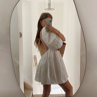 Đầm babydoll hở lưng, dễ thương và quyến rũ