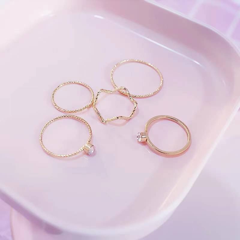 Set 5 nhẫn đính đá kim cương nhân tạo thời trang