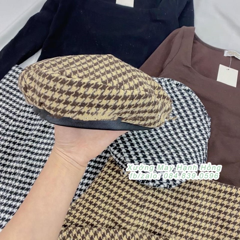 Set áo thun zip cổ vuông và chân váy ziczac kèm mũ hàng Quảng Châu