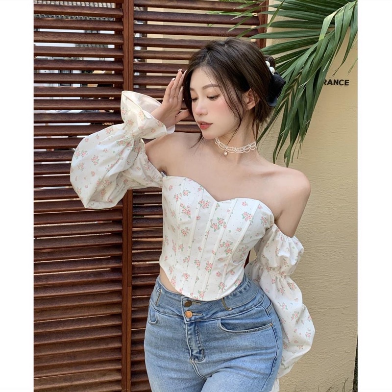 Áo cúp ngực trễ vai croptop ulzzang hoạ tiết hoa nhí