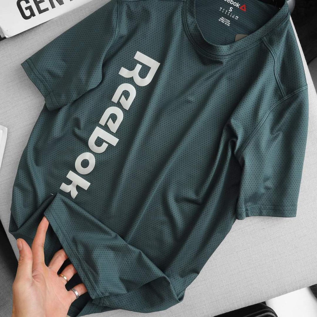 Áo Thun thể thao chất liệu Dệt Kim Siêu Mượt, form chuẩn