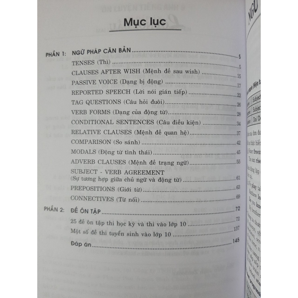 Sách - Ôn luyện Tiếng Anh 9  - Có đáp án