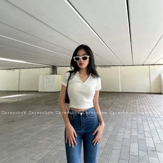 Carwynbyw - áo crotop thun gân cổ v