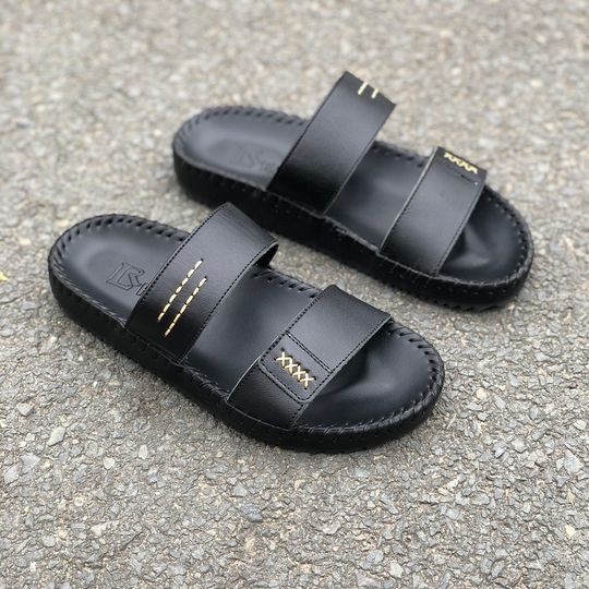 Dép Nam hai quai ngang trơn khâu chỉ 4 dấu nhân , mã H