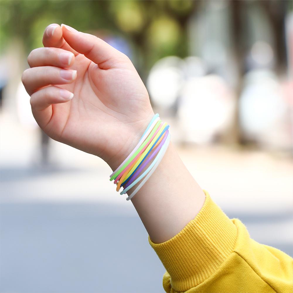 Vòng Tay Silicone Nhiều Màu Sắc Thiết Kế Đơn Giản