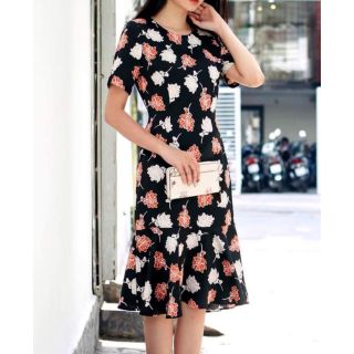 Đầm hoa đuôi cá memtosa