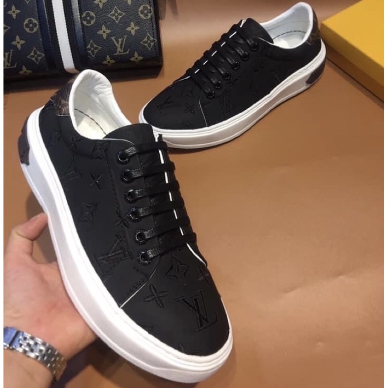 Giầy thời trang LV có hoạ tiết dập nổi, Giầy thể thao buộc dây đế cao phong cách thời trang nam btshop từ 38 đến 42