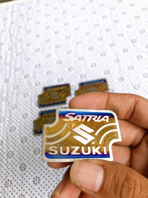 Tem titan ôp nắp dầu thắng