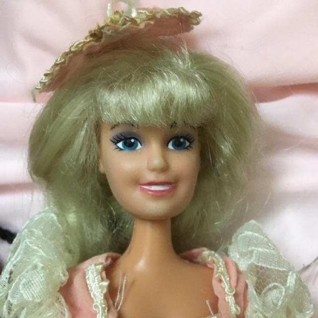 Búp bê barbies used