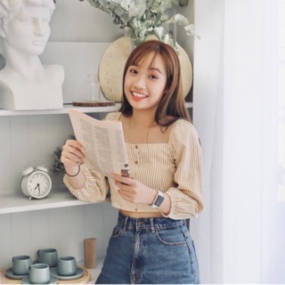 Áo croptop sọc vàng tay lửng