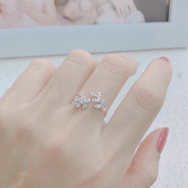 Nhẫn nữ hoa lá nạm đá chuẩn bạc ta, nhẫn hở dễ đeo