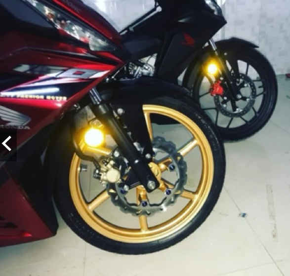 Mắt mèo phản quang xe máy gán mọi loại xe