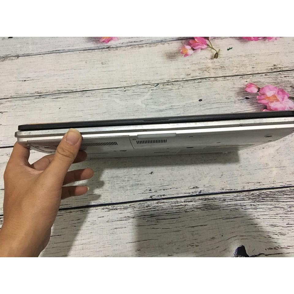 Laptop sony vaio cr cũ chíp co 2 duo, ram 2gb, ổ 160gb, máy nguyên zin. giá rẻ | BigBuy360 - bigbuy360.vn